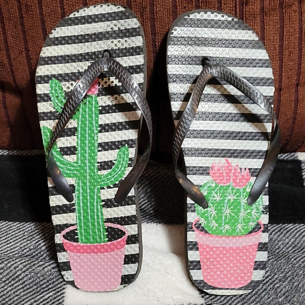 Cactus sandles